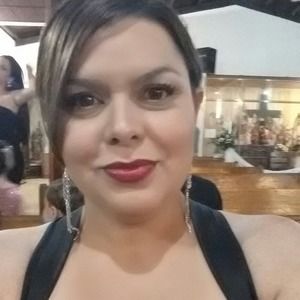 Meet your Posher, Ana